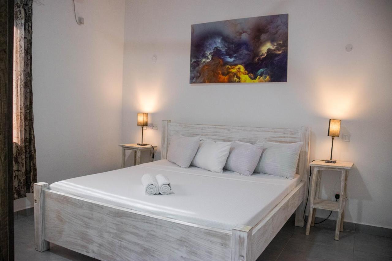 4 U Luxury Bungalows Diani Диани-Бич Экстерьер фото