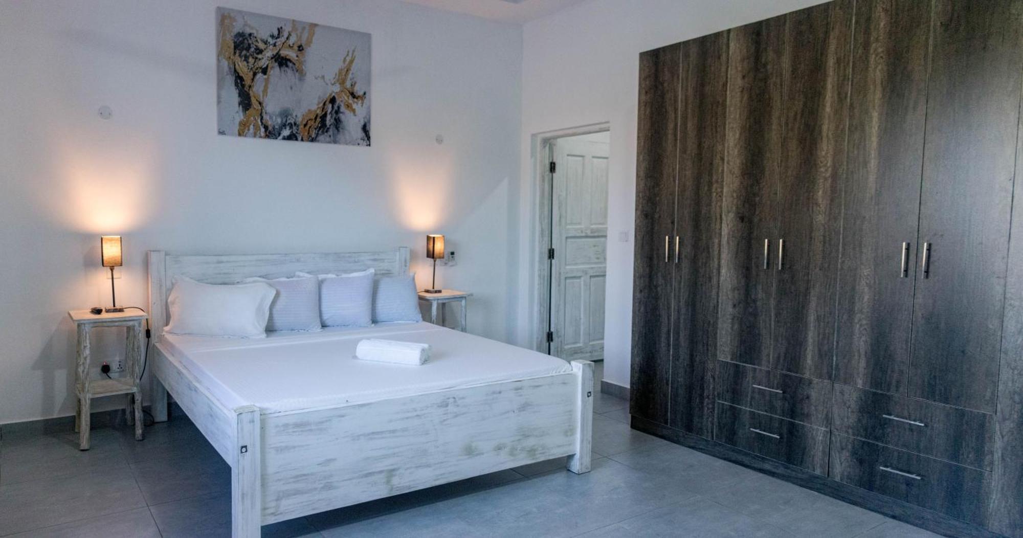 4 U Luxury Bungalows Diani Диани-Бич Экстерьер фото