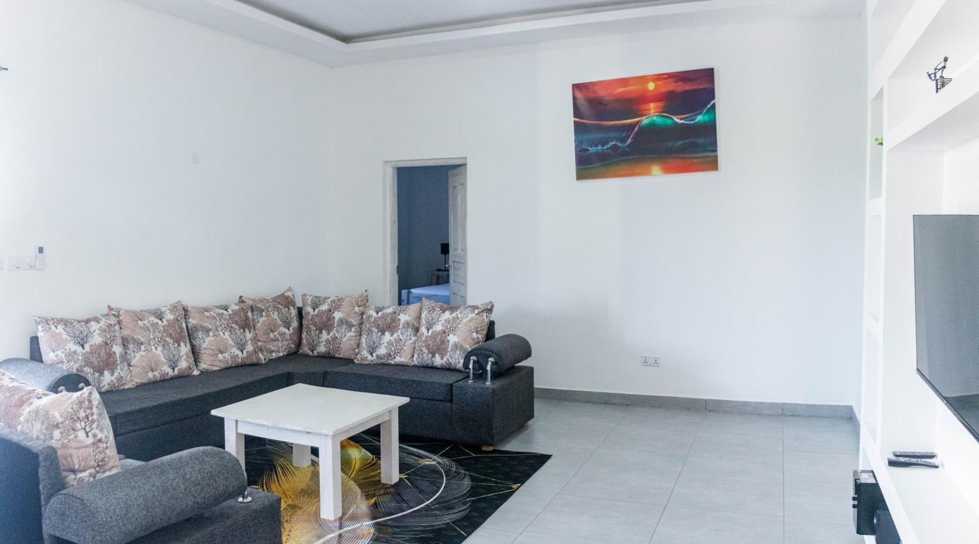 4 U Luxury Bungalows Diani Диани-Бич Экстерьер фото