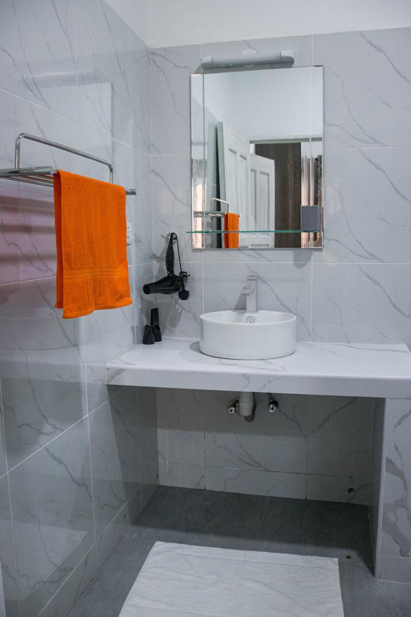 4 U Luxury Bungalows Diani Диани-Бич Экстерьер фото